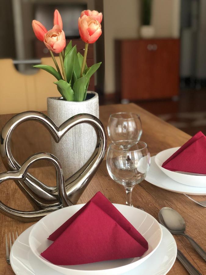 Alina Apartmanok Hajduszoboszlo Luaran gambar