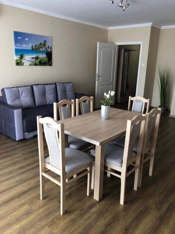 Alina Apartmanok Hajduszoboszlo Luaran gambar
